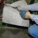 Rouleau d'absorbant tous liquides 38 cm x 46 m dans carton distributeur